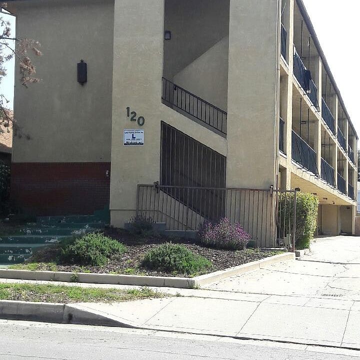 1st image of 120 N Craig Ave APT 6