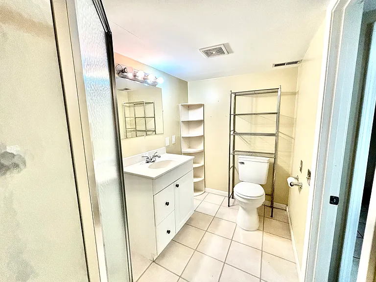 8110 Jarboe St — Photo 24