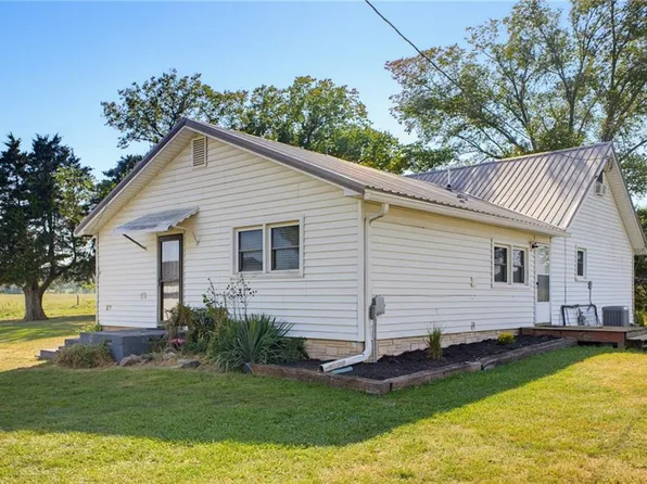 13962 Liv 424, Chillicothe, MO 64601