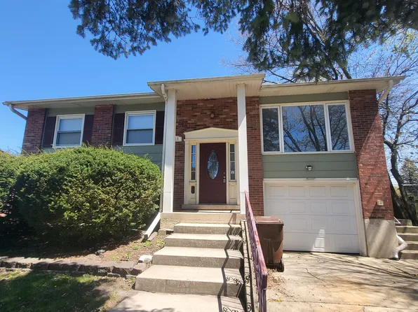 219 N Virginia Ave, Glenwood, IL 60425