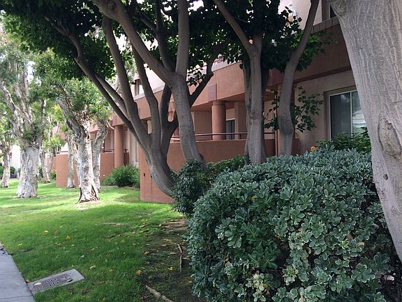 4th image of 16700 Yukon Avenue ##110
