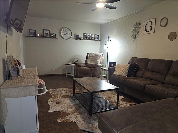 3rd image of 205 Mark Ave