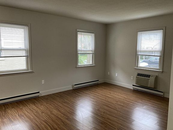 2nd image of 8A-120 Nash Ln