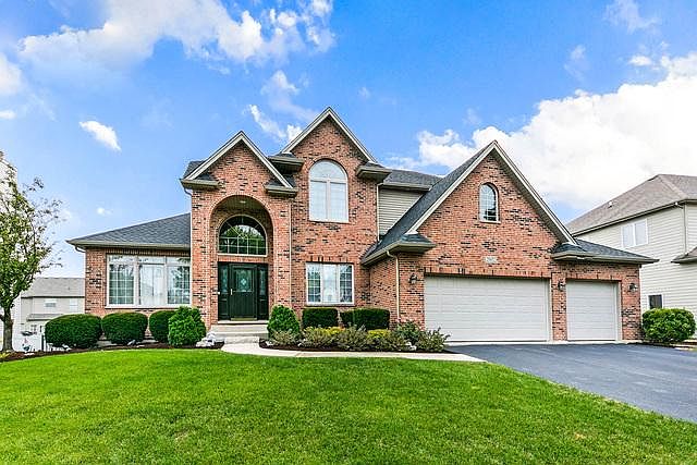 1st image of 25652 W Meadowland Cir