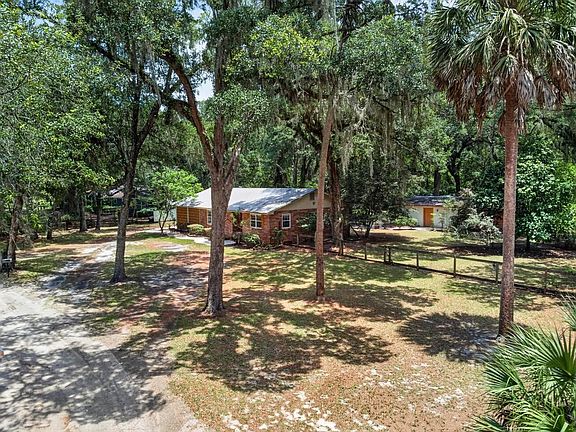 3rd image of 37123 Marshall Ln