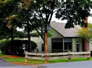 1949 Meadow Ln, Wyomissing, PA 19610