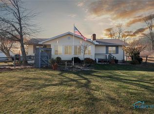 1005 N Decant Rd, Oregon, OH 43616