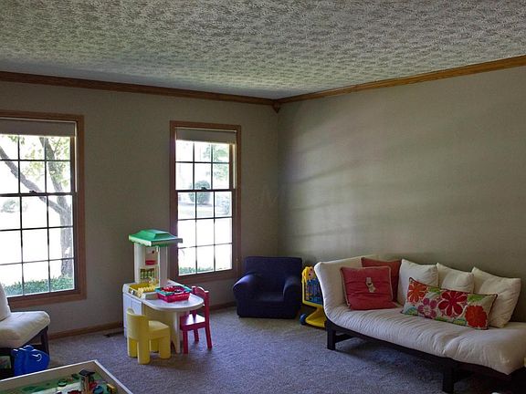 3rd image of 2981 Scioto Pl