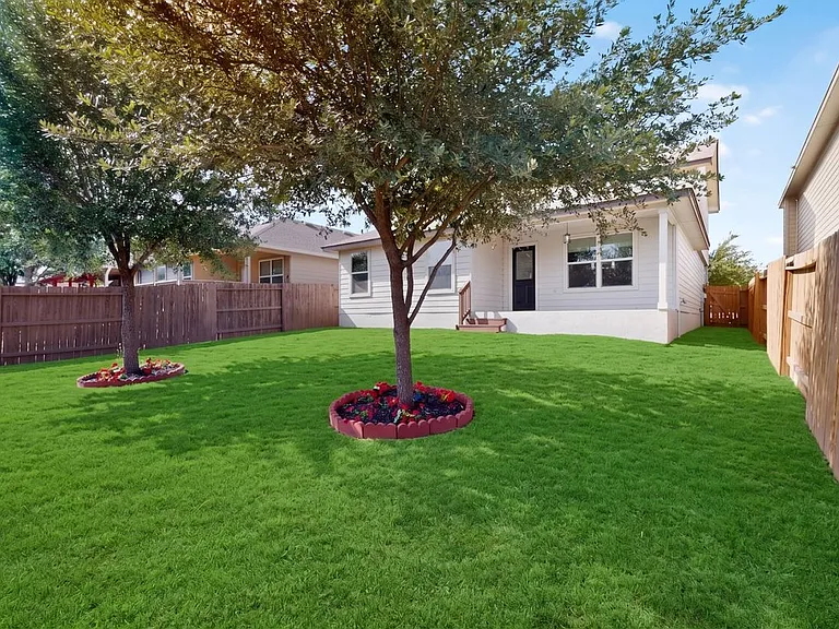 735 Pelican Point — Photo 38