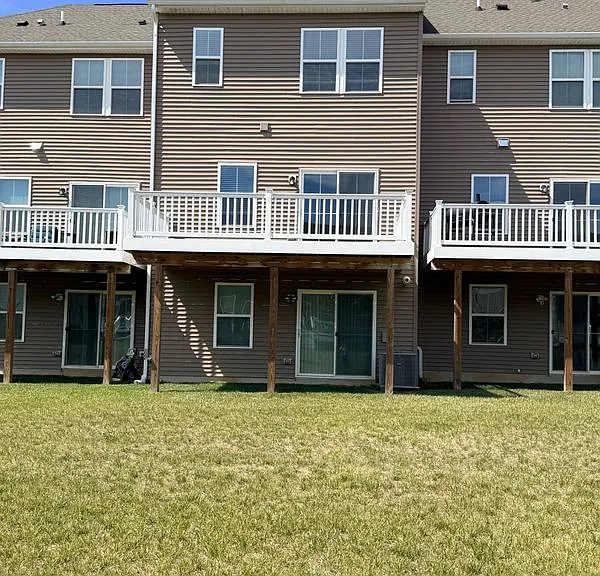 148 Fletcher Cir — Photo 2