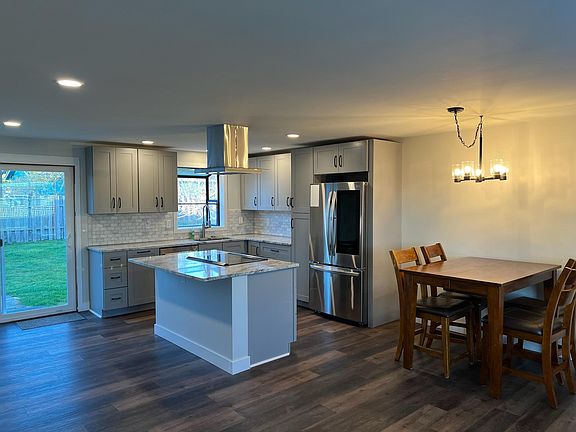 Kitchen/dining area