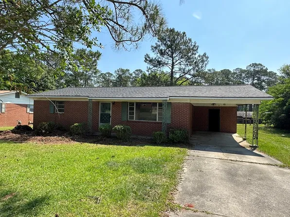 2411 Davis Ave, Tifton, GA 31794