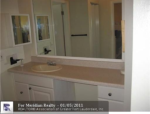 2nd image of 1900 NW 9th Ave