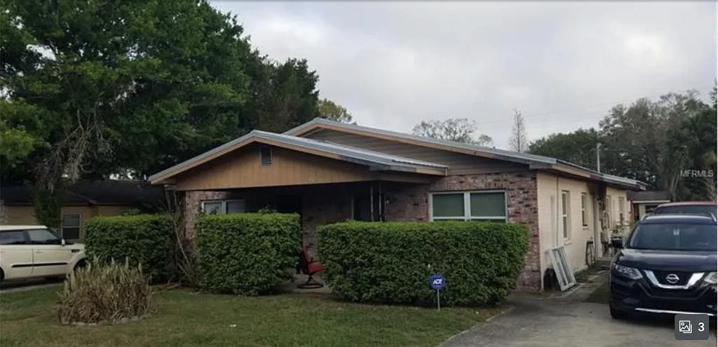 423 Alamo Dr, Lakeland, FL 33813 — Photo 1