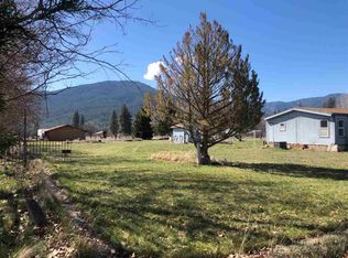 317 Hope Ln, Yreka, CA