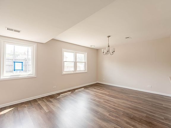 4th image of 9501 S Racine Ave