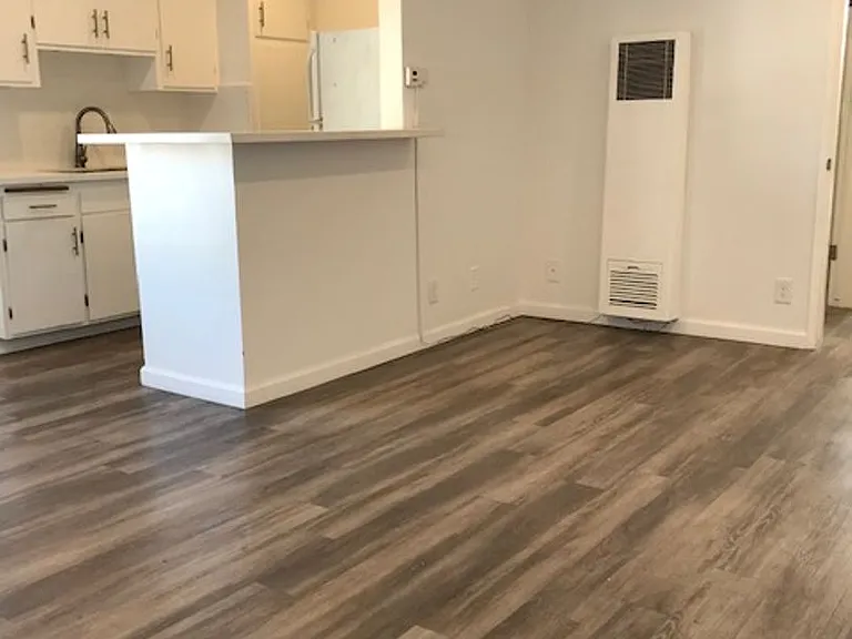 1721 S Westgate Ave — Photo 4