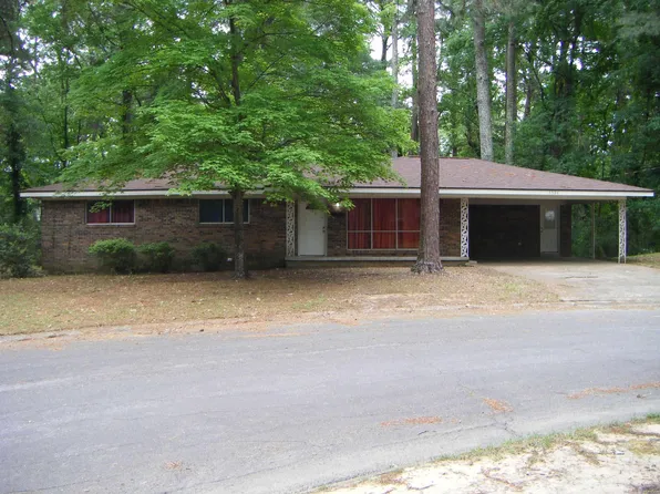 1526 Pine Manor Dr, Arkadelphia, AR 71923