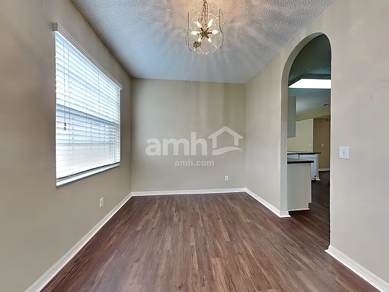 10430 Beneva Dr — Photo 7