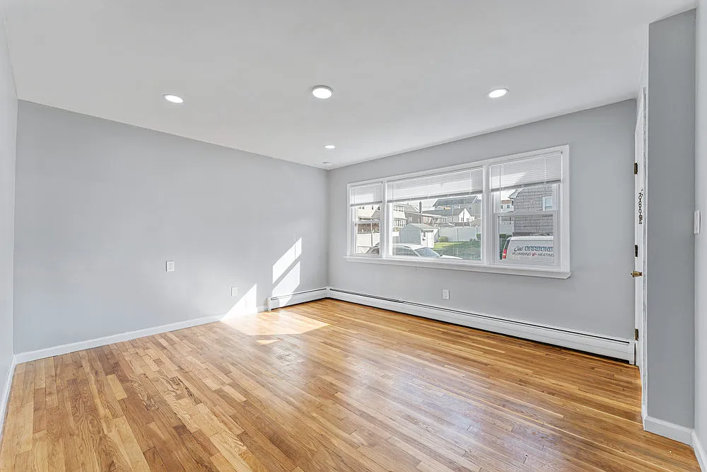 2 bed, 1250 sqft, $2,650 — Photo 1