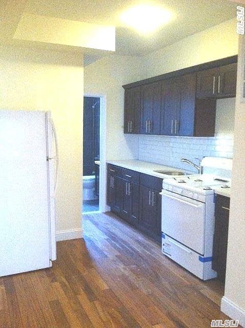 1st image of 12418 Metropolitan Ave #2