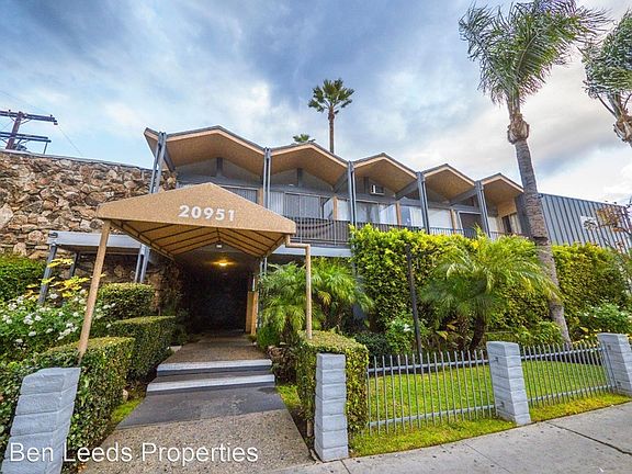 2nd image of 20951 Roscoe Blvd #14