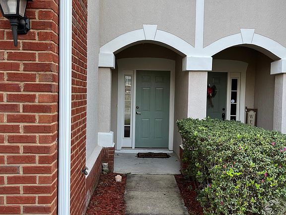 3rd image of 8438 Twisted Vine Ct