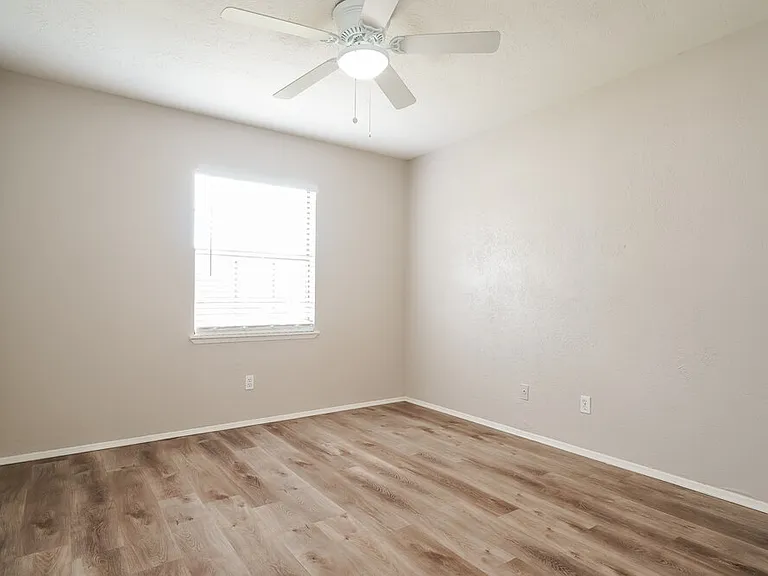 458 Rainier St — Photo 14