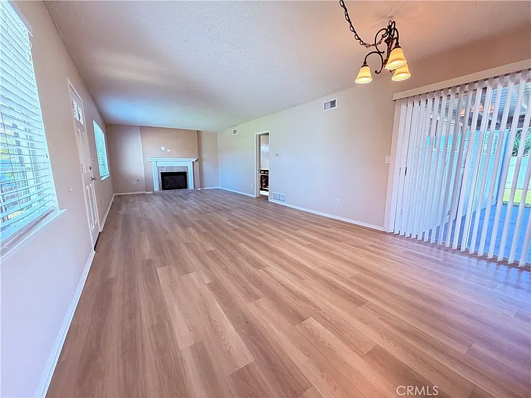 14820 Ragan Dr — Photo 6