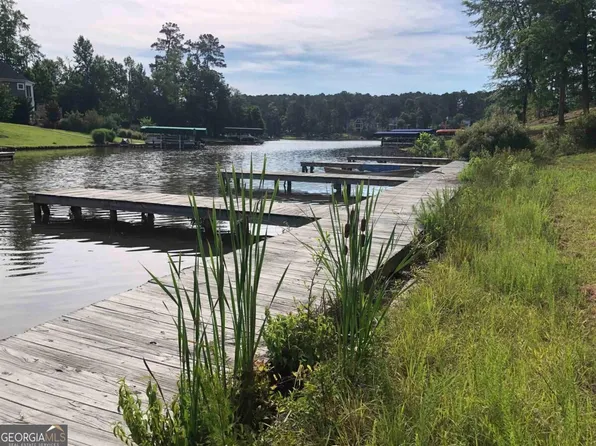 1040 Osprey Cir, Greensboro, GA 30642