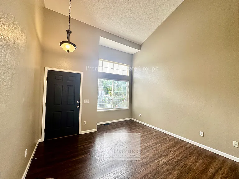 4394 Gunbarrel Dr — Photo 3