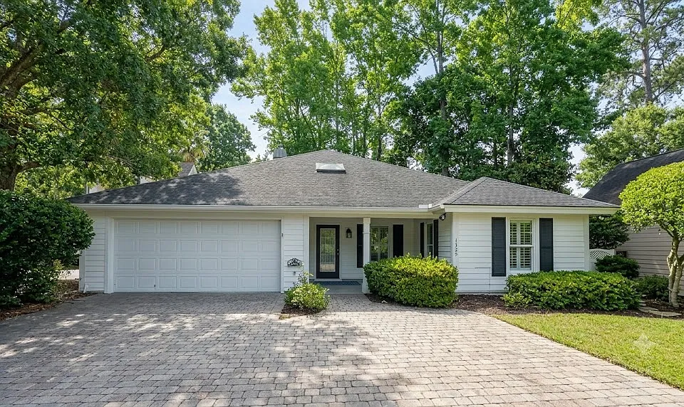 1305 Rowland Dr