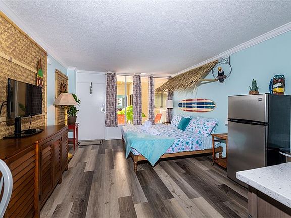 5th image of 2043 S ATLANTIC AVENUE #105