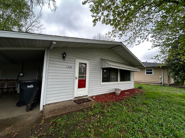 1328 Hilltop Dr
