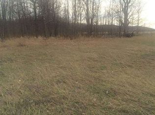 191 W Traverse Hwy, Maple City, MI 49664