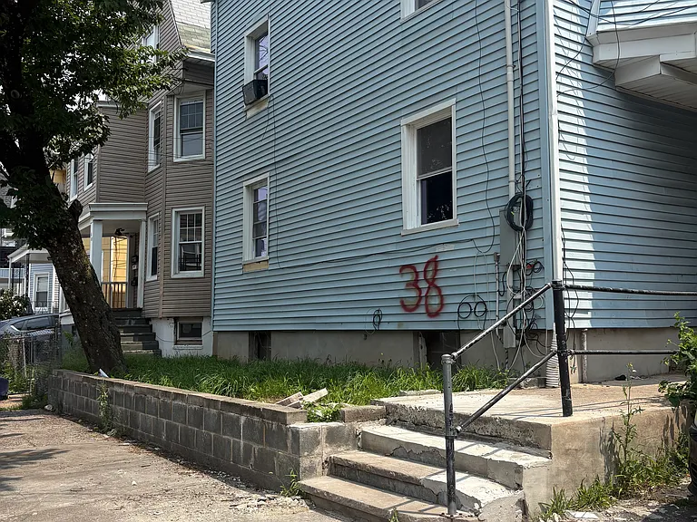 36-38 Halsted St #1 — Photo 1