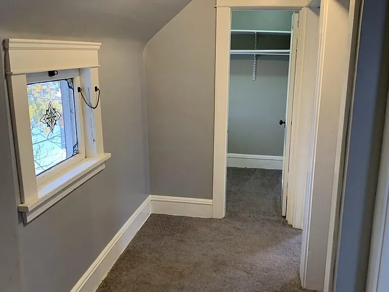 117 E Friendship St — Photo 4