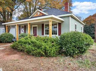 18 Lyncrest St, Greenville, SC 29611