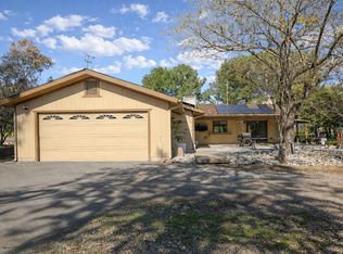 30451 Horseshoe Dr, Coarsegold, CA 93614