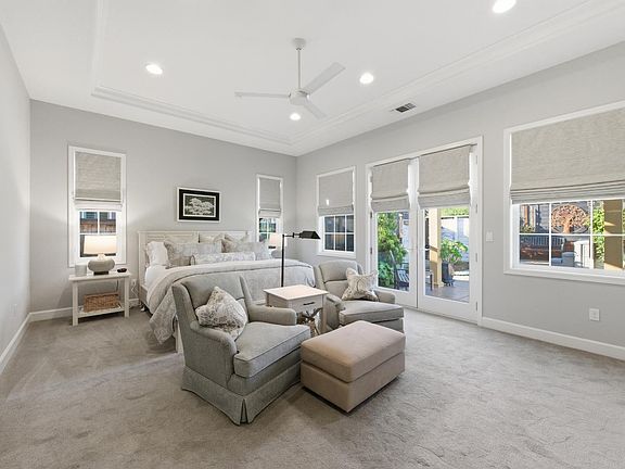 4th image of 2000 Linden Court