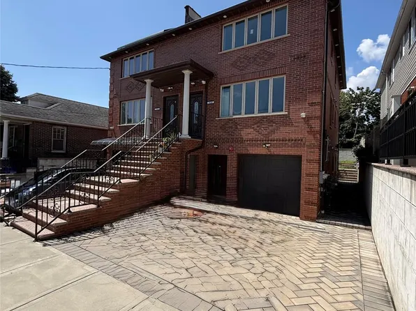 9-24 129th Street, College Point, NY 11356