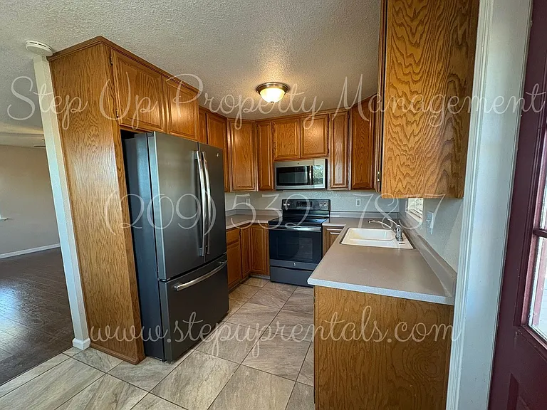 10313 Crackerbox Rd — Photo 9