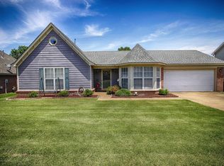 1242 Thames Dr, Southaven, MS 38671