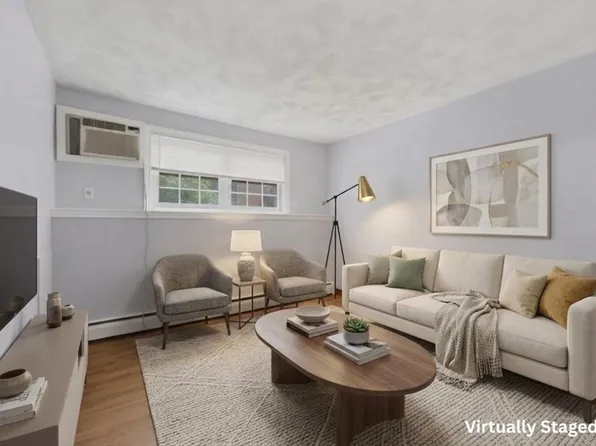 6 Venice St APT C2, Danvers, MA 01923