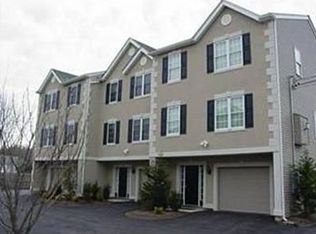 4695 N Main St APT 3, Fall River, MA 02720