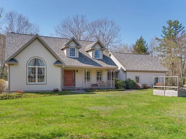 80 Grandview Drive, Belgrade, ME 04917