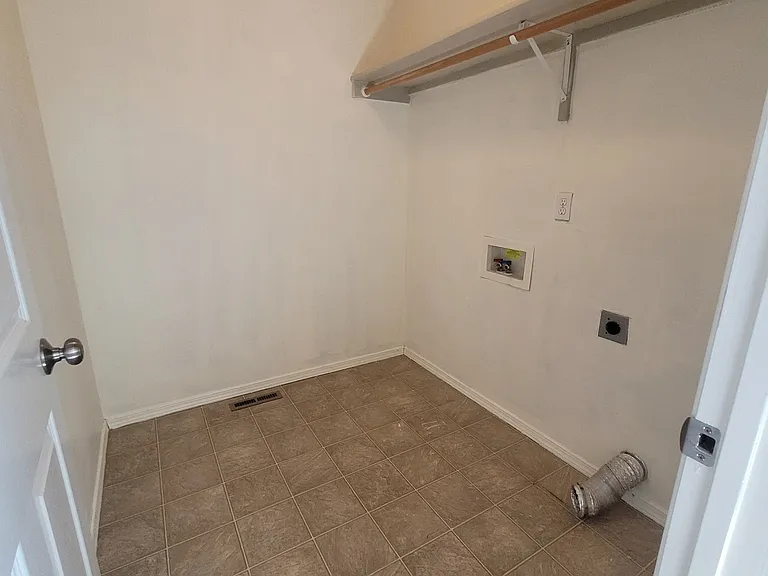 2556 E Copper Point — Photo 31
