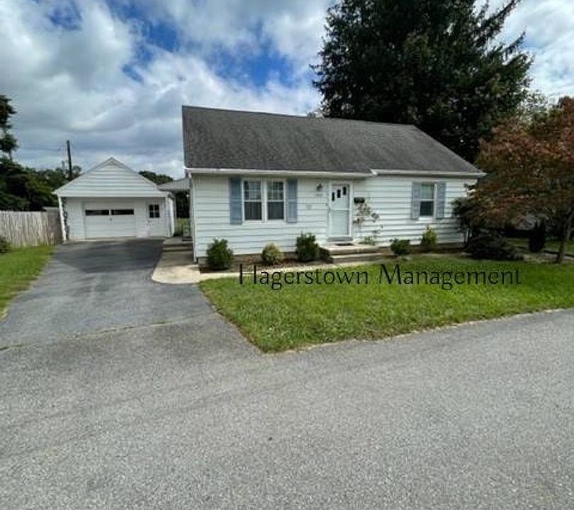 1st image of 11021 Rosewood Dr
