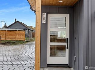 8003 25th Ave NW, Seattle, WA 98117