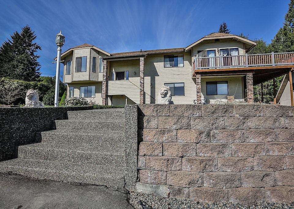 1st image of 1315 SE Lakeway Blvd